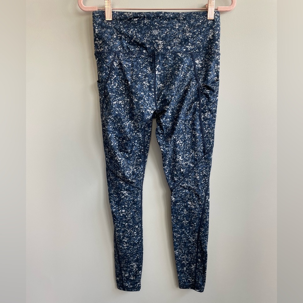 Athleta Blue Sandstone 7/8 Stash Pocket Salutation Tight - Picture 9 of 14